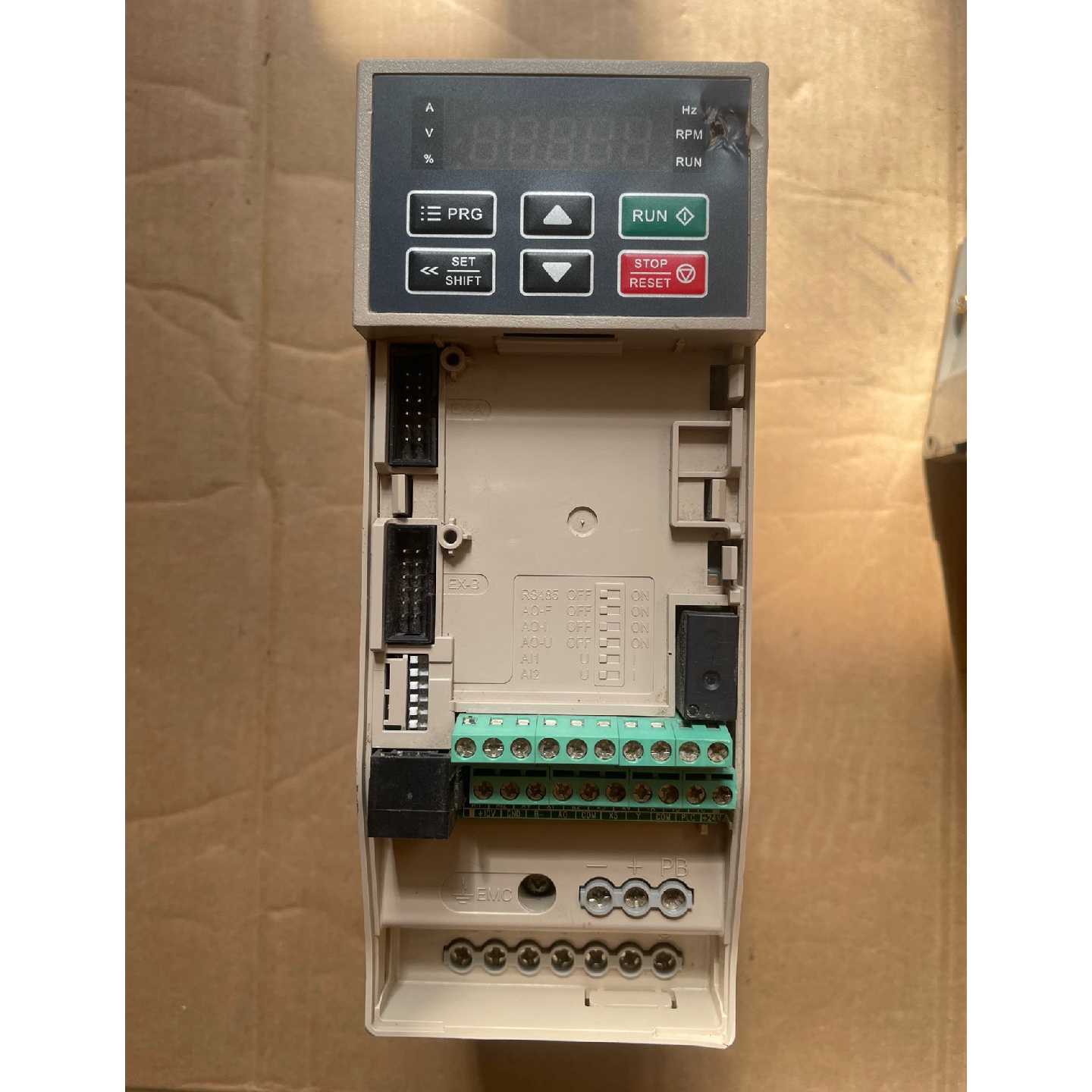 询价下单AC310-S2-1R5 伟创 变频器 可开发票图片