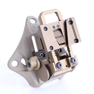 复刻L4G19翻斗车夜视仪墨鱼干战术头盔运动相机金属支架套装