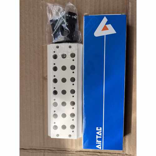 在线议价AirTAC/亚德客汇流板底座100M7F，保全新原装正品。