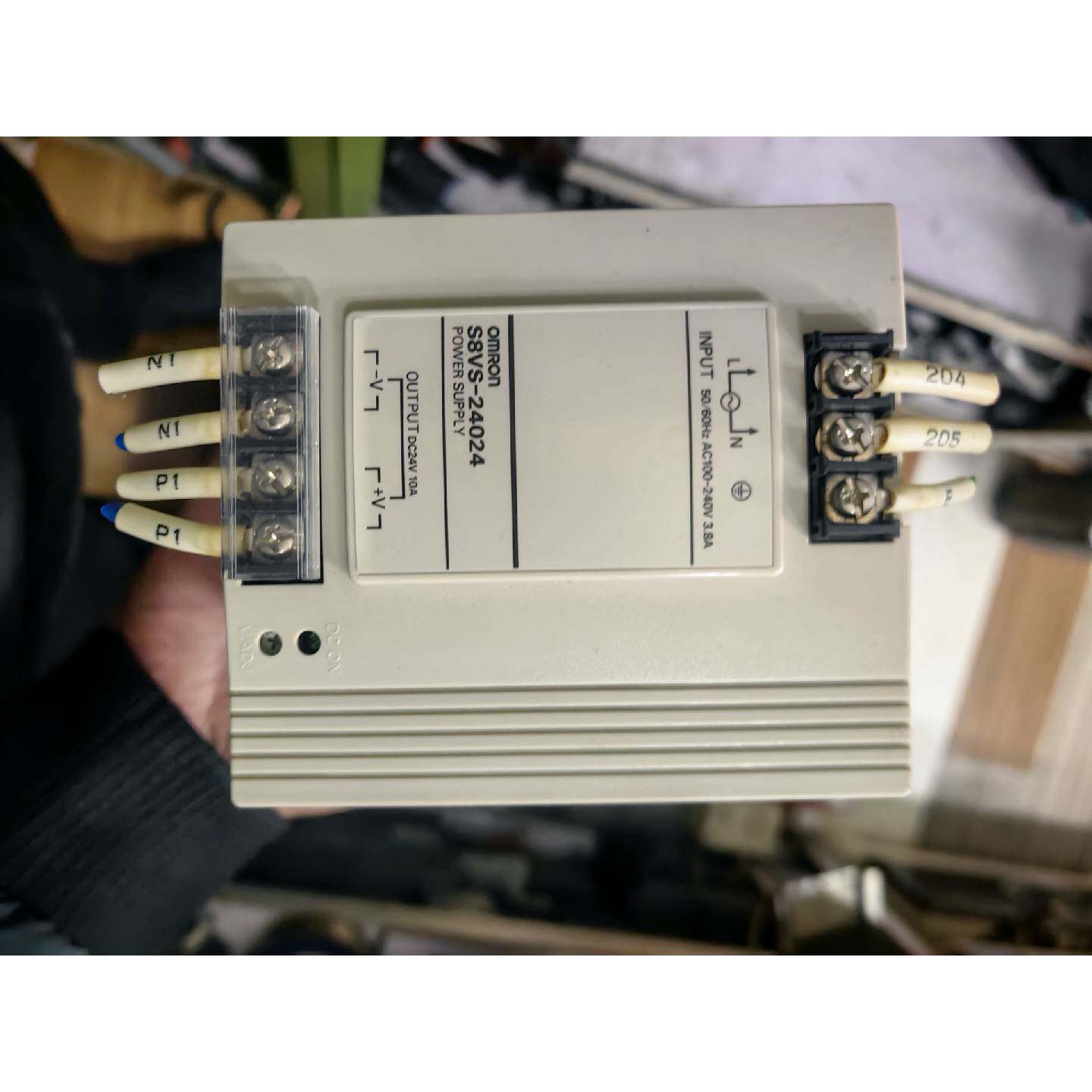 议价2个欧姆龙S8VS-24024电源模块,24V 10A,成