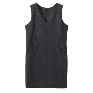 啄木鸟中长款毛呢背心裙女装秋冬新款时尚直筒显瘦圆领无袖连衣裙