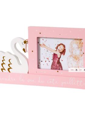 样板间女孩房粉色主题摆件