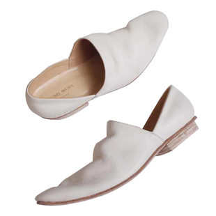 HOME WORK pre-fall17褶皱简洁单鞋 Chouette.