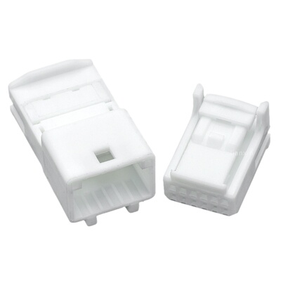 联芯电气汽车连接器1318774-1amp