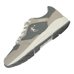 乔丹男鞋冬保暖皮面防水运动鞋软底跑步鞋正品徒步波鞋黑色旅游鞋