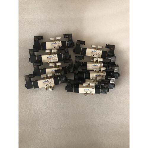 在线议价4V130E-M5电磁阀 气阀 亚德客拆机件