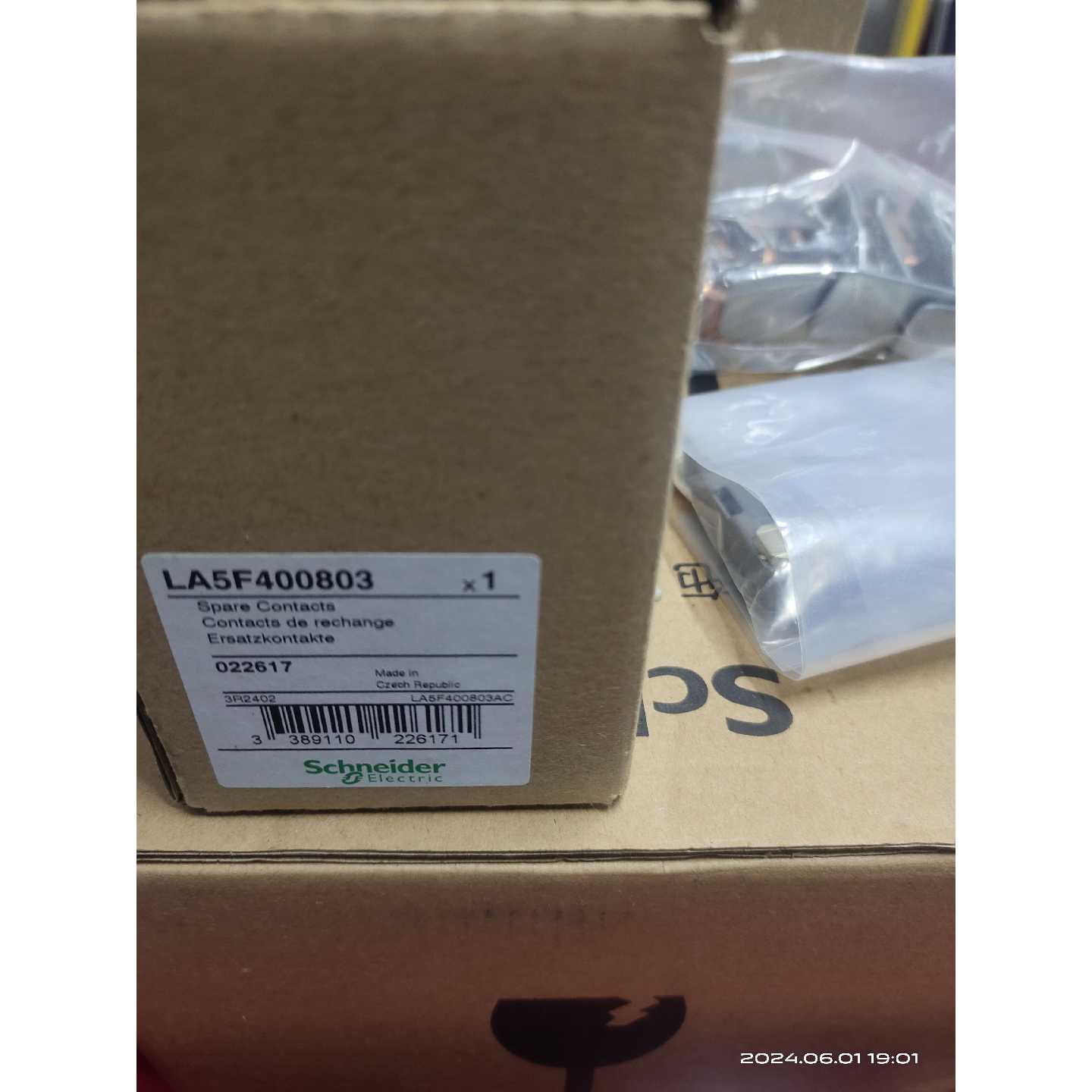 议价施耐德 接触器触点触头 LA5F400803 三动六静