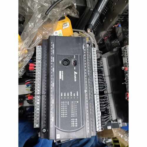 议价台达PLCDVP40ES200R维修