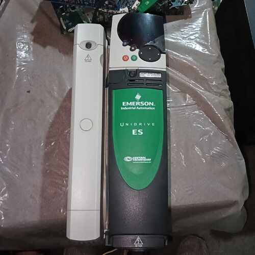 艾默生变频器E S2402 工业设备