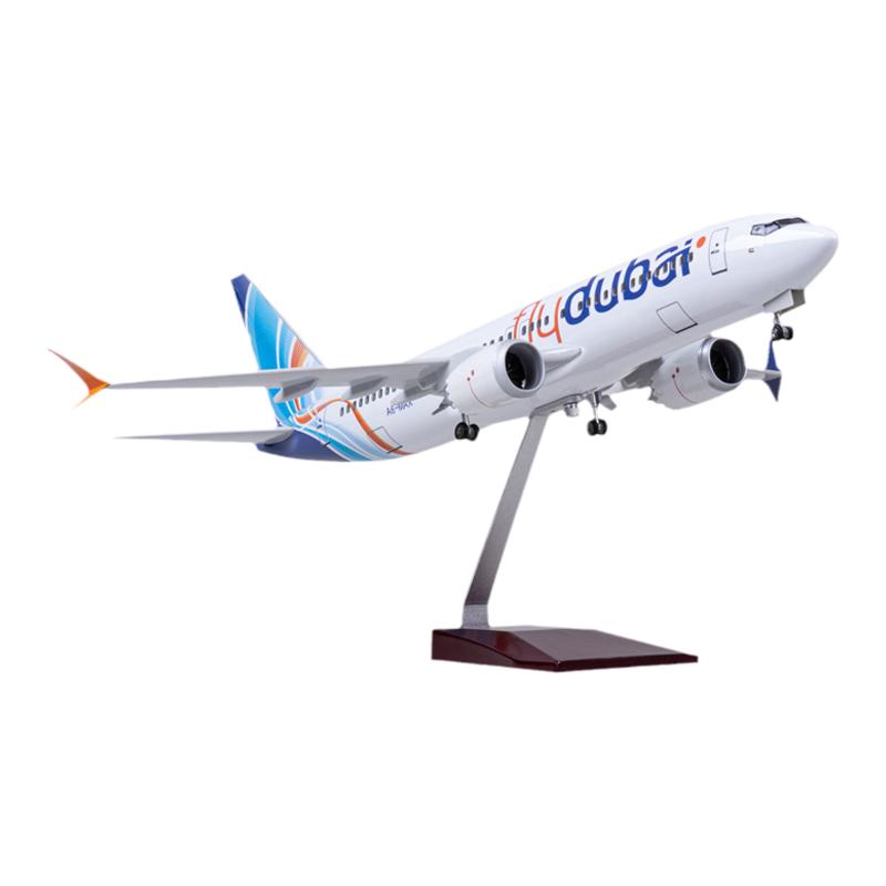 迪拜航空客机模型仿真带灯737MAX