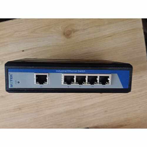 【请询价】拆机95新可充新宇泰UT6405W工业级交换机以太网工业5
