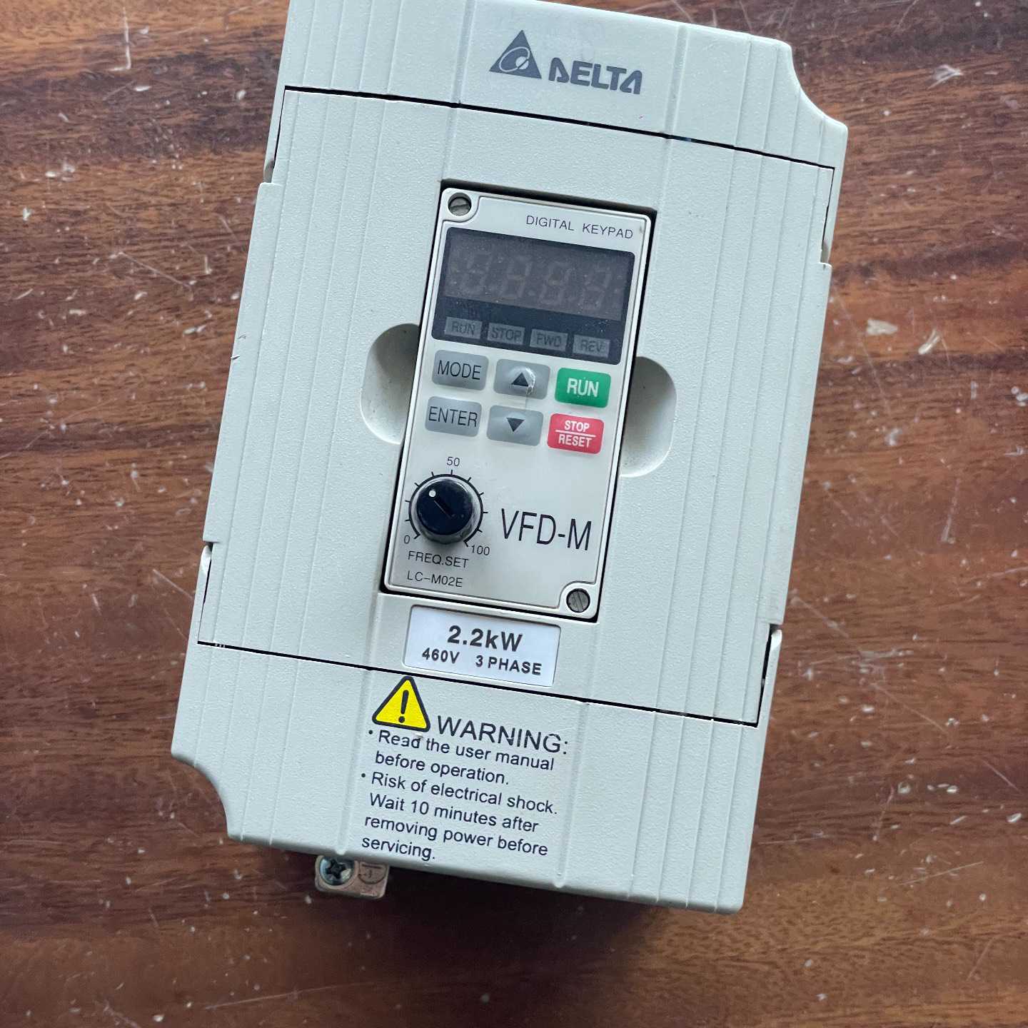 台达变频器 VFD022M43B 2.2KW ，说是的，—议价 - 实物图