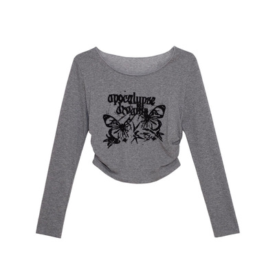 荒荒家英文蝴蝶印花长袖T