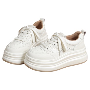 达芙妮厚底小白鞋女款2026新款春秋休闲运动鞋透气百搭增高板鞋女