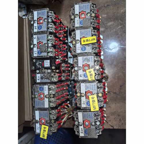 AB 直流接触器   700DC-P1200Z1  AB罗克