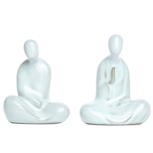 汝窑思考者僧侣虔诚礼佛茶宠小摆件小号茶玩陶瓷茶具精品可养开片