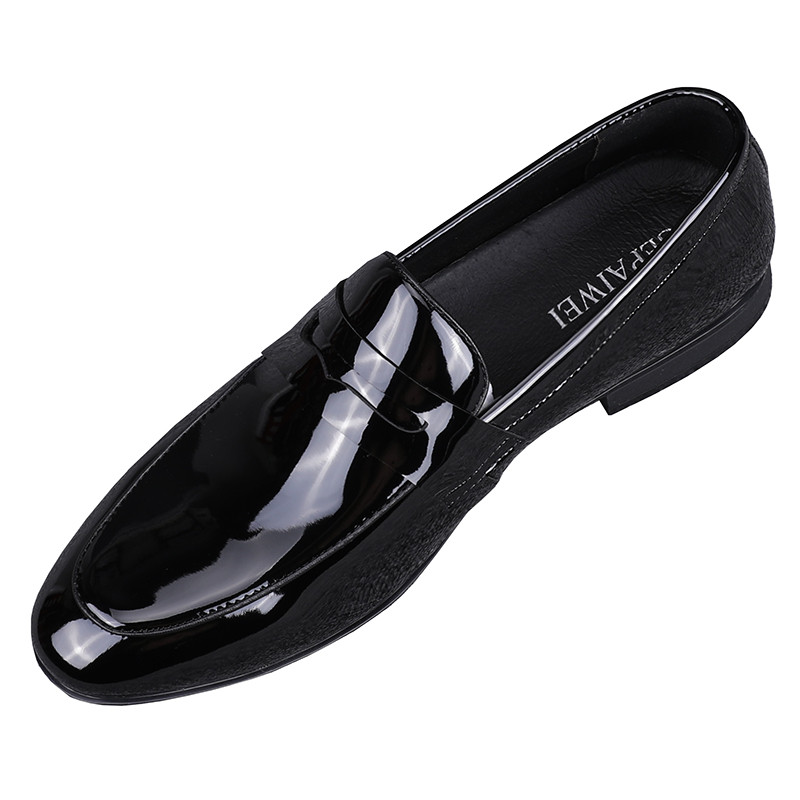 广州纯皮男鞋2025潮流瘦版男士亮皮休闲皮鞋韩版百搭透气商务潮鞋