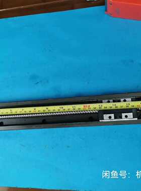 THK钢底滑台，KR33，带电机支架，总长470mm，有效行