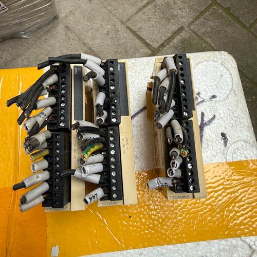 【请询价】Modicon TM2AMM6HT PLC模块，拆机件