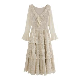 AZure法式复古轻婚纱三层塔蕾丝蛋糕裙重工荷叶V领长裙气质大裙摆