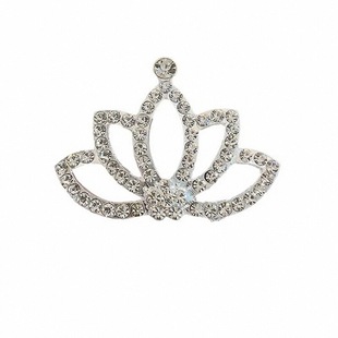 女童发饰2025新款珍珠发梳公主高端头饰生日高级感儿童皇冠发卡夹