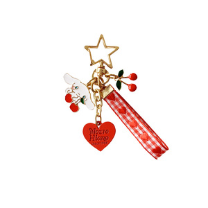 日系卡通可爱ins樱桃小白狗长耳兔钥匙扣挂件Airpods包包挂饰品女