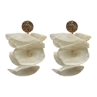 法式复古米白色雪纺花瓣耳环轻奢度假耳坠温柔纯欲超仙氛围感耳饰