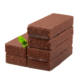 过年大奶牛巧克力威化饼干俄罗斯休闲牛奶零食非进口整箱4斤夹心