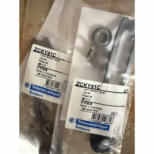 【议价】Telemecanique限位开关ZCKY41C全新