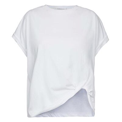 S·DEER圣迪奥女装休闲圆领不规则短袖T恤S232Z0116