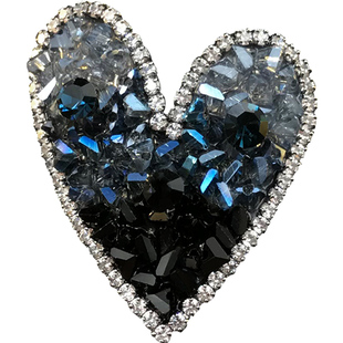 1929 深邃清澈 海蓝色爱心胸针精致高档胸花奢华西装外套别针配饰