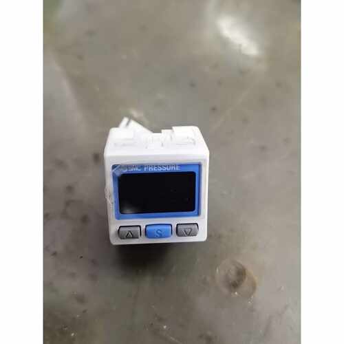 【请询价】SMC负压表ZSE30AFC6L负压表1001