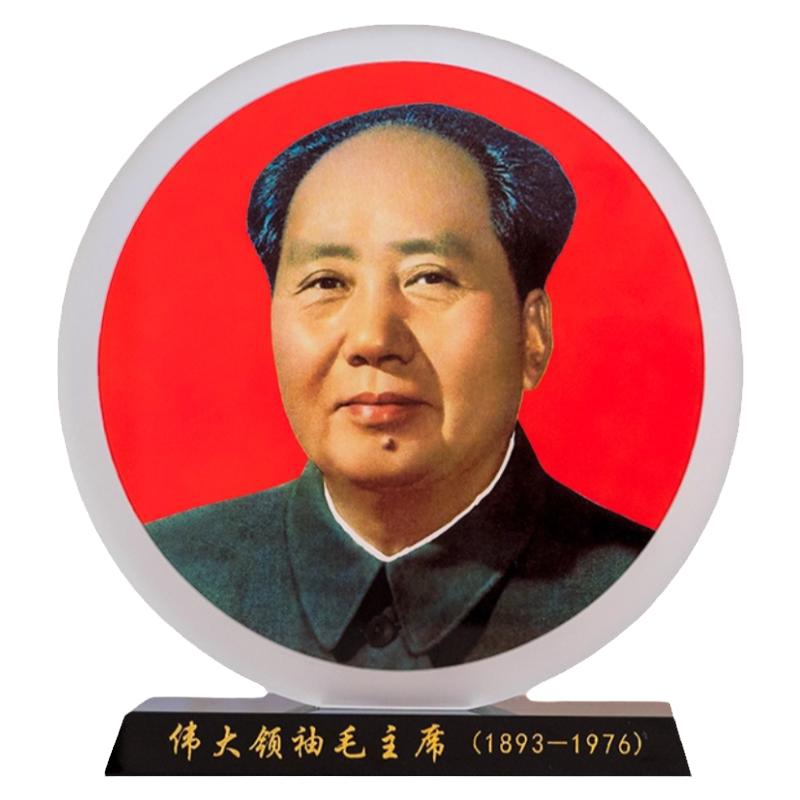 磨砂水晶独特设计传承红色文化