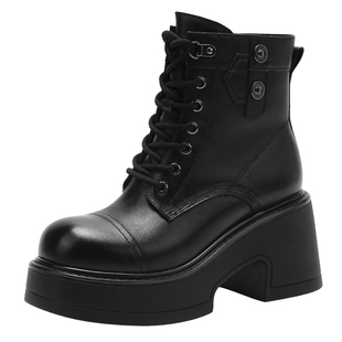 哈森增高8cm加绒保暖马丁靴雪地靴短筒女靴冬新款HWA250190