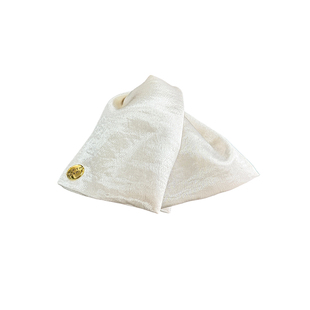 缎面贝壳三角抓夹女2025新款高级感气质后脑勺盘发鲨鱼夹发夹发饰