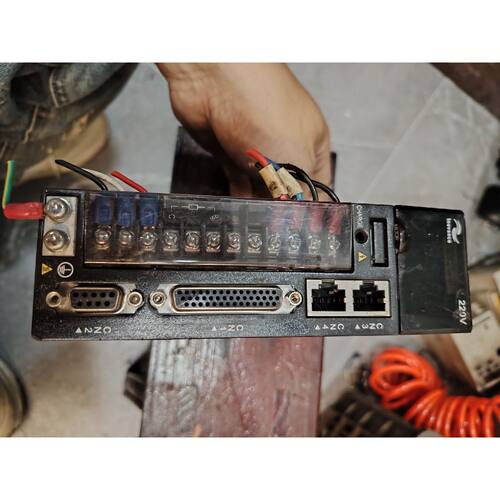 议价汇川伺服驱动器IS620PS2R8I，400W，单相220V