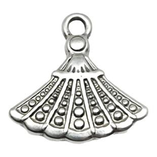 钛钢diy配件不锈钢油压裙子吊坠时尚项链挂饰坠子串珠手链小饰品