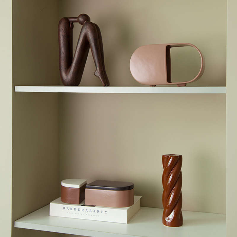 现代简约法式电视柜摆件艺术抽象人物雕塑书挡档客厅家居软装饰品