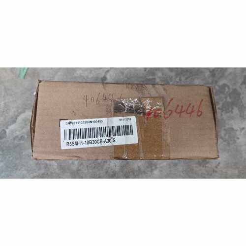 汇川 R5SM-I1-10B30CB-A30-S 0.1KW伺服电机 工业配件