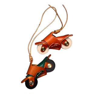 「飞驰人生」手工皮质摩托挂件 机车风牛皮钥匙扣包挂 潮酷小礼物