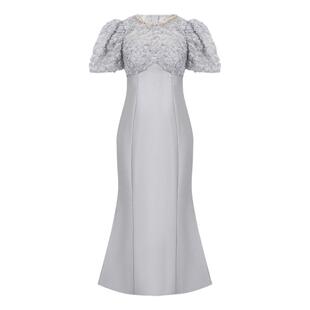 端庄大气连衣裙高级感超好看轻奢修身长款花瓣泡泡袖包臀鱼尾长裙