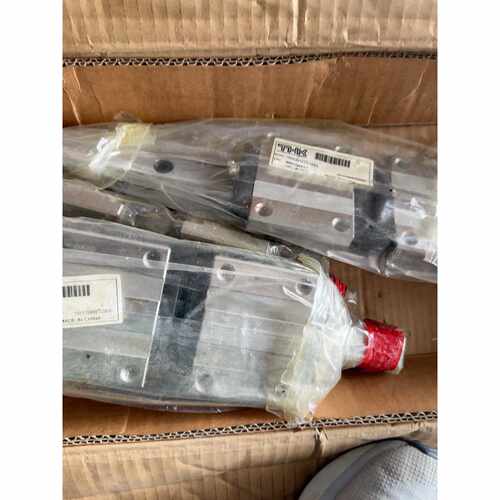 议价全新原装正品THK滑轨HSR30A2SS440L实物拍摄维修