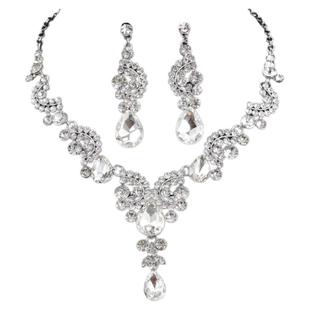 公主水滴锆石项链耳环套装女轻奢小众高级感夸张千金新娘礼服配饰