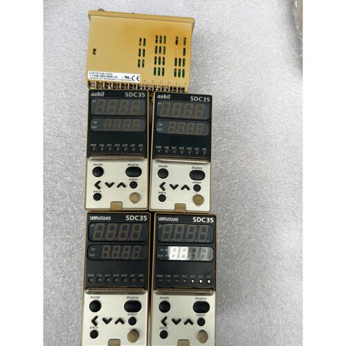山武温控器SDC35C35TR1UA10005个