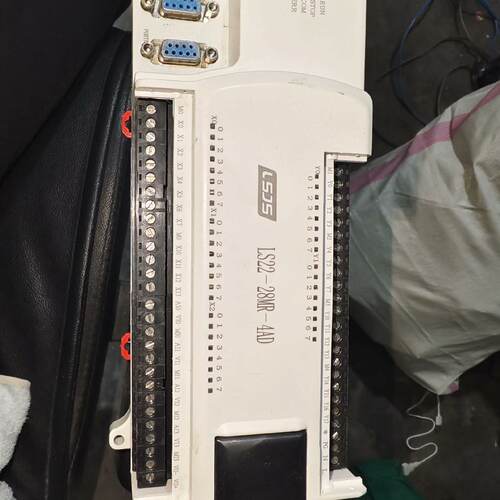 询价-LSJS  PL C  LS22-28MR-4AD未使用过的