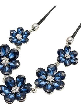 2017韩国六瓣花水钻短款皮绳毛衣链女时尚简约气质项链百搭挂件