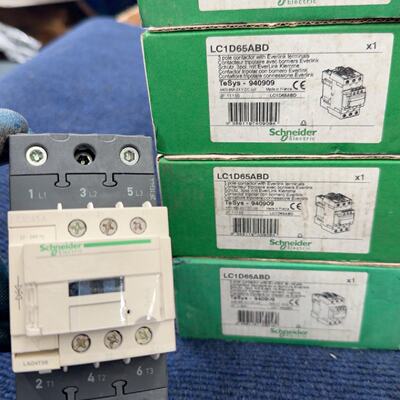 【请询价】LC1D65ABD交流接触器，65A，线圈DC24V，