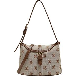 百思图2025秋季商场新款法式腋下包时尚复古通勤斜挎包女TY038CX5