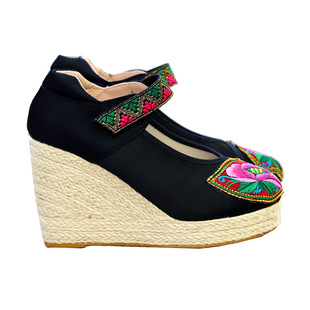 一字带高跟布鞋坡跟女绣花鞋复古民族风女鞋浅口圆头低帮休闲单鞋