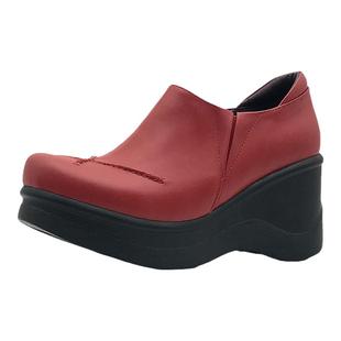 一席之地新款女鞋春季秋季纯皮圆头宽底坡跟条纹个性深口休闲皮鞋